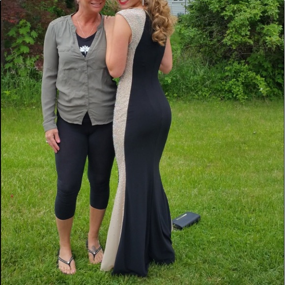 Prom dress - Picture 4 of 5